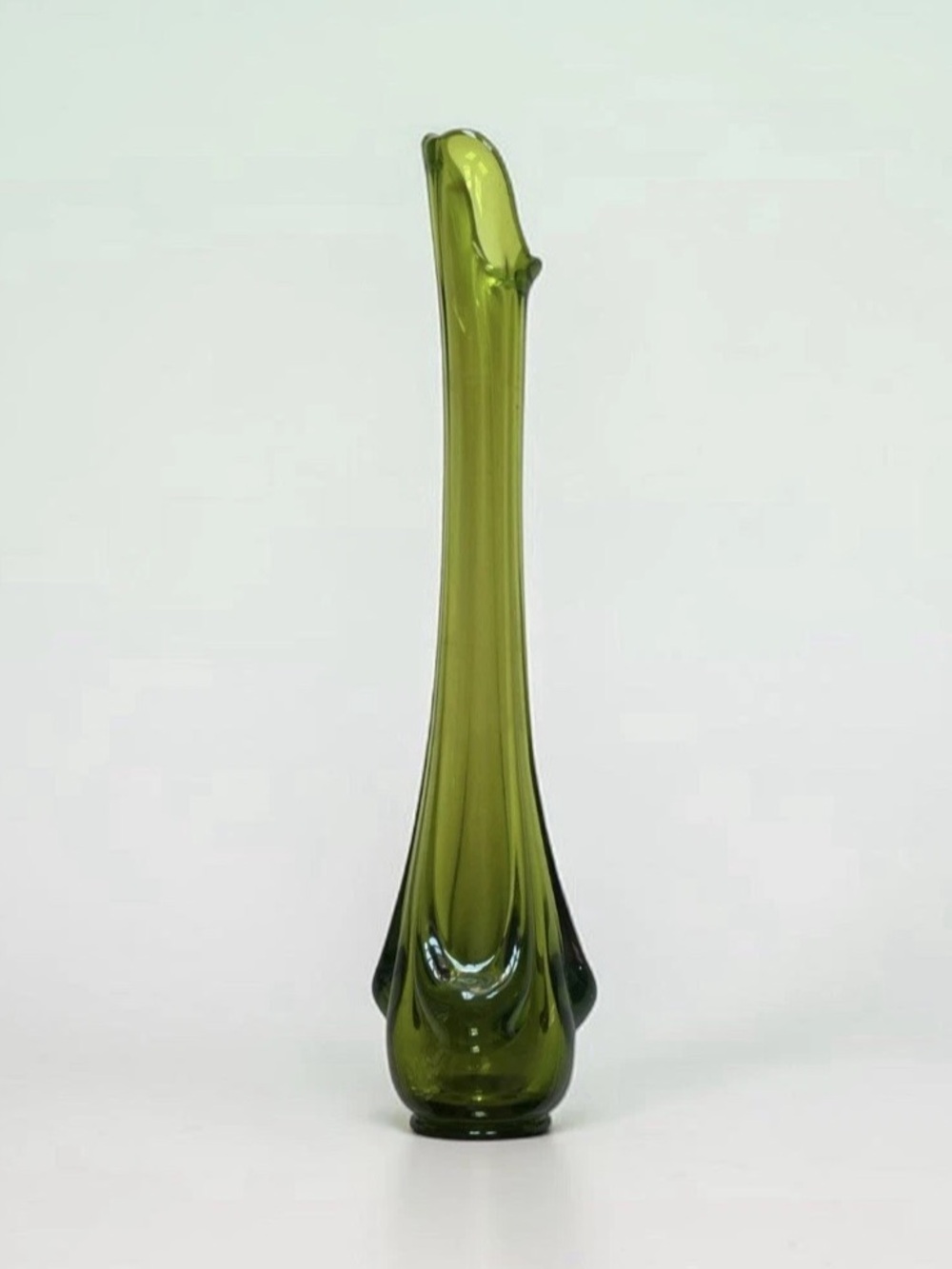 Vintage MCM Viking Green Epic Drape Swung Glass Vase